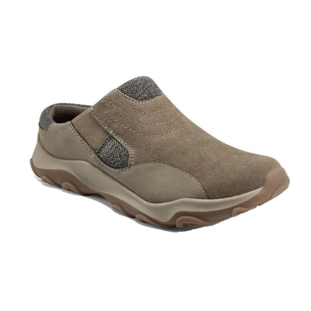 NIB Earth Origins Clogs